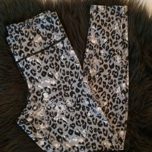 🐾 Jessica Simpson Animal Print Leggings
